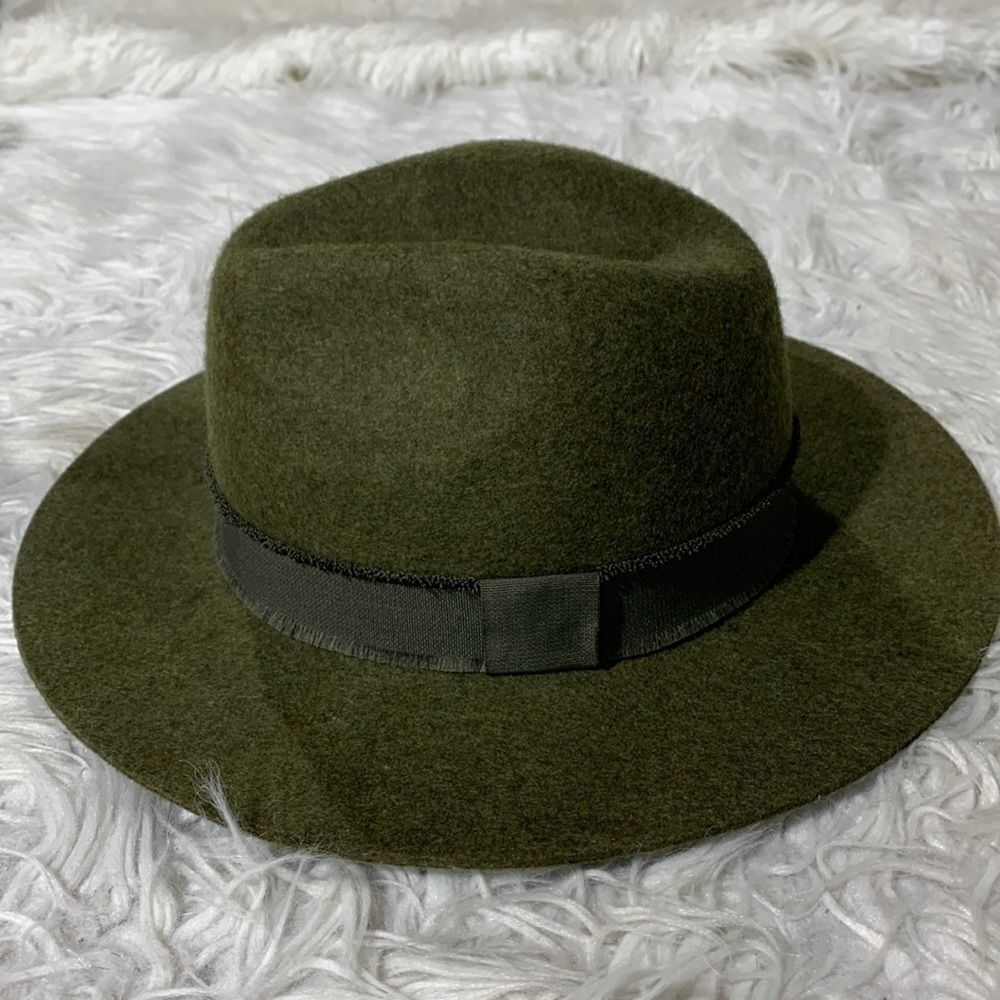 JEANNE Simmons RN 125043 Wool Felt Flat Brim Fedora frayed trim draw elastic 22”